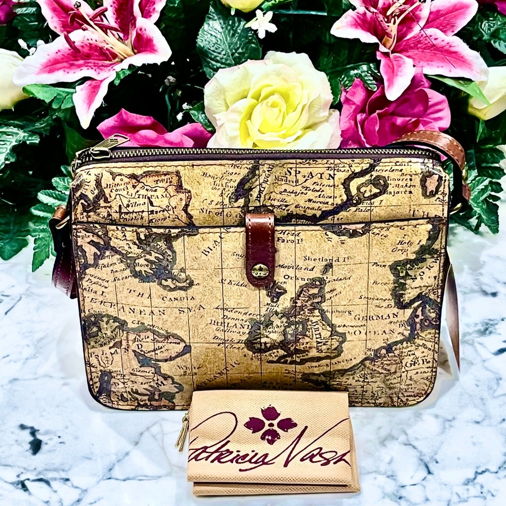Patricia Nash Nerina Uropean Map Collection Top Zip
Crossbody bag